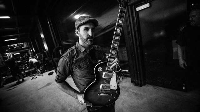 Nashville session guitarist Andrew Timothy backstage with his Les Paul